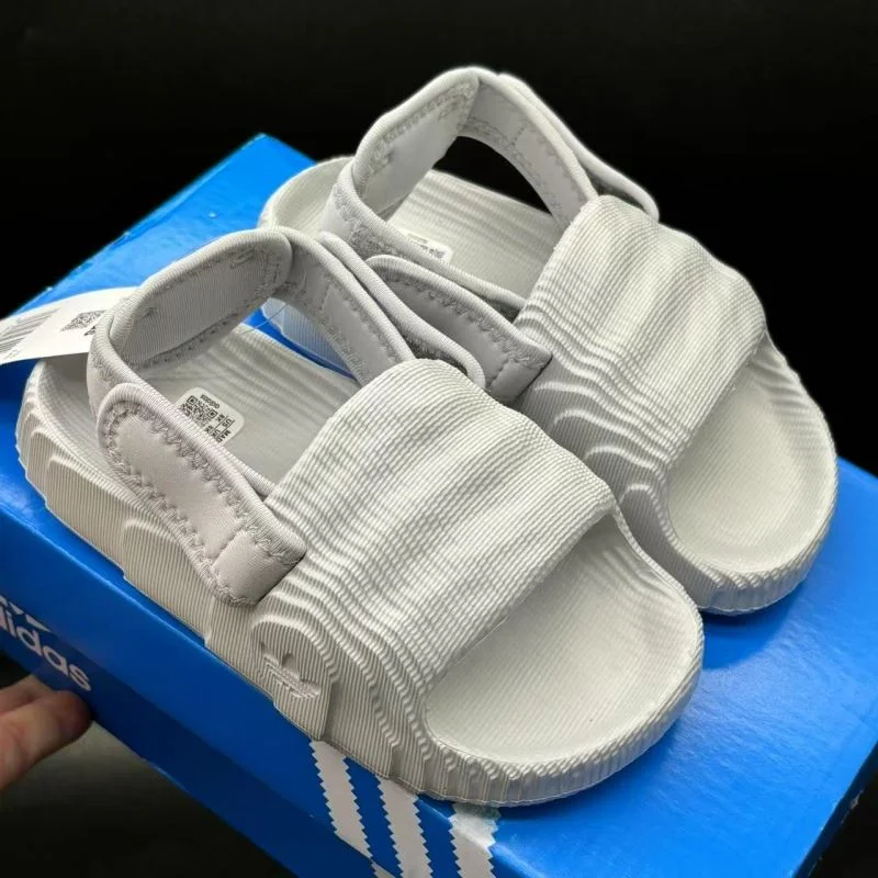 Compact ADIDAS SHOES 29408