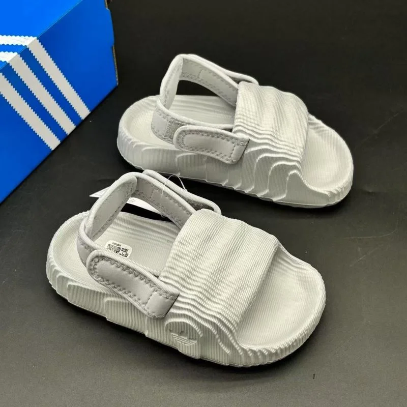 Compact ADIDAS SHOES 29408