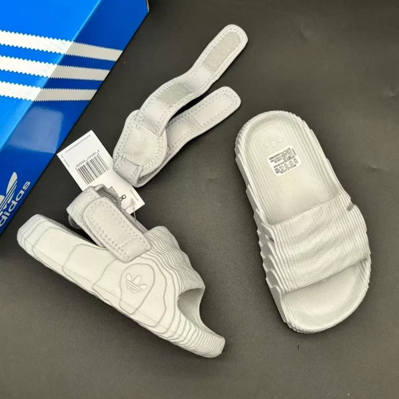 Compact ADIDAS SHOES 29408