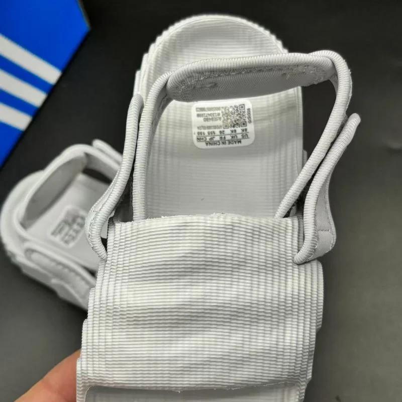 Compact ADIDAS SHOES 29408