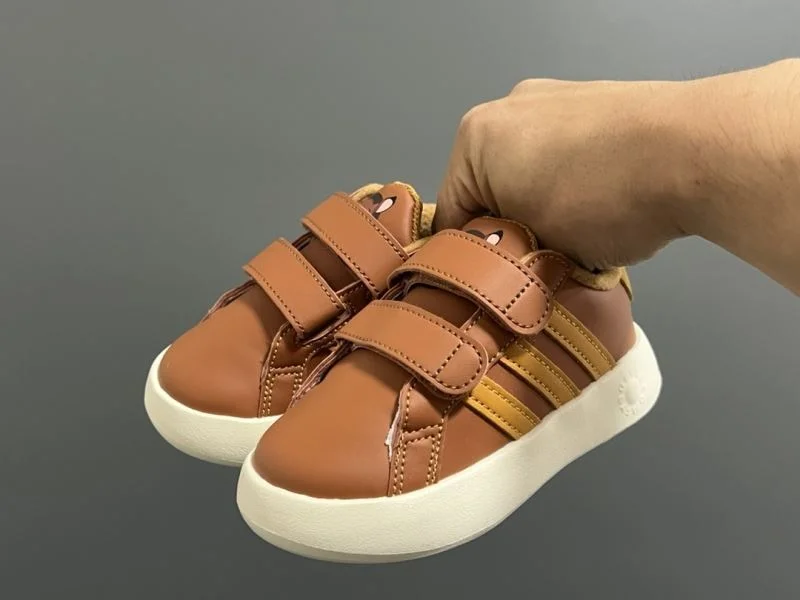 ModernLook ADIDAS SHOES 30120