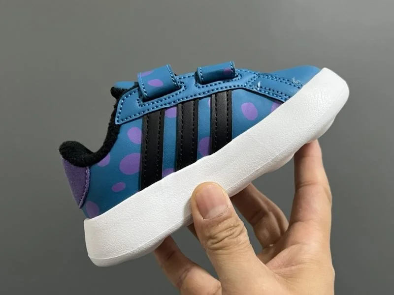 Versatile ADIDAS SHOES 30132