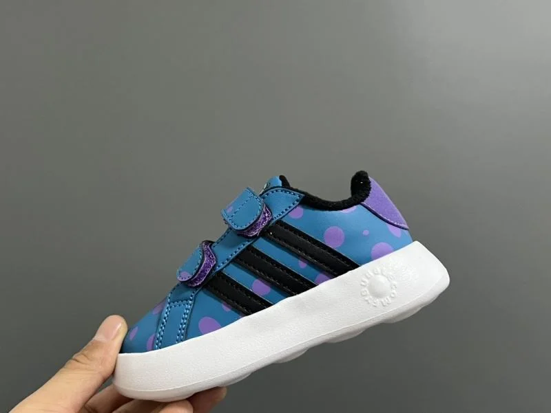 Versatile ADIDAS SHOES 30132
