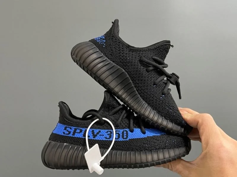 ADIDAS SHOES RelaxedFit 30140