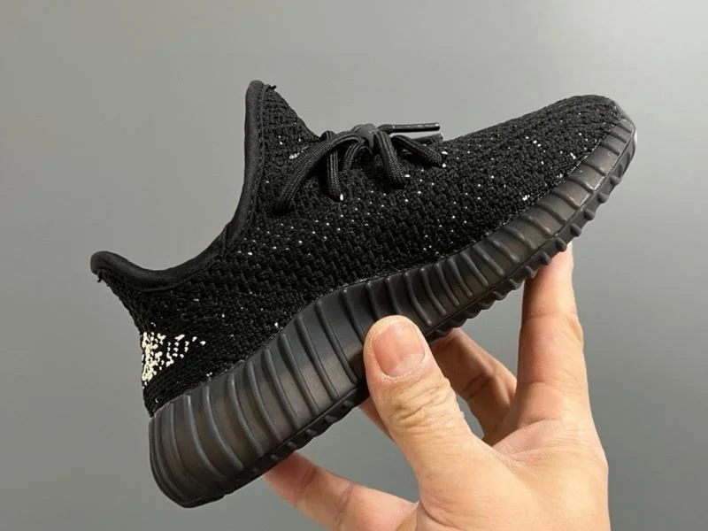 Trendy ADIDAS SHOES 30129