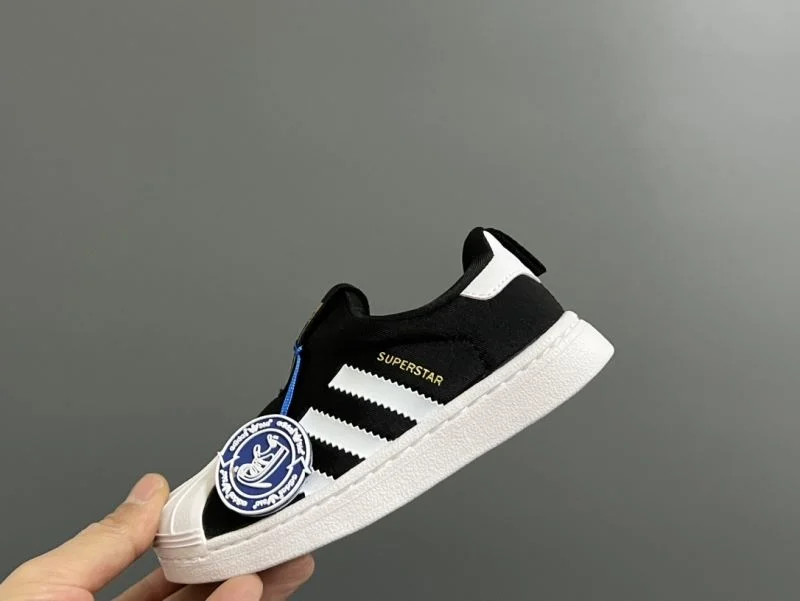 Stretchable ADIDAS SHOES 28593