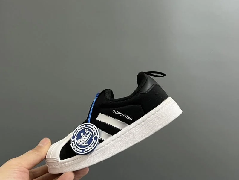 Stretchable ADIDAS SHOES 28593