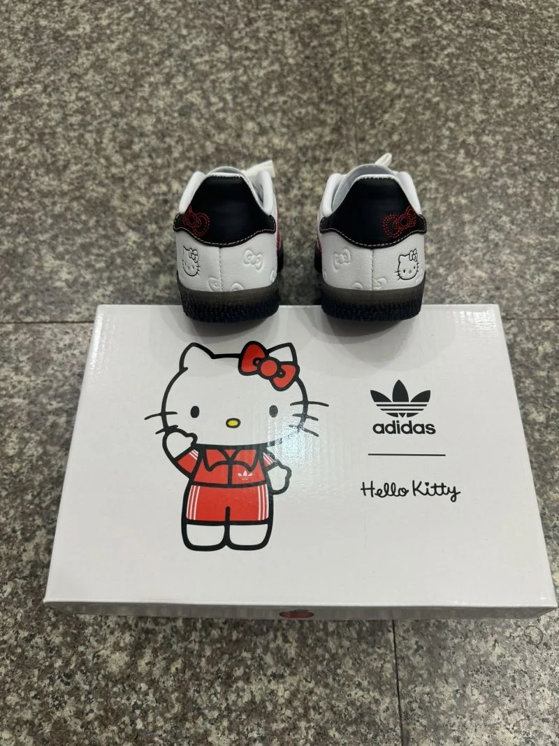 ADIDAS SHOES Practical 28572