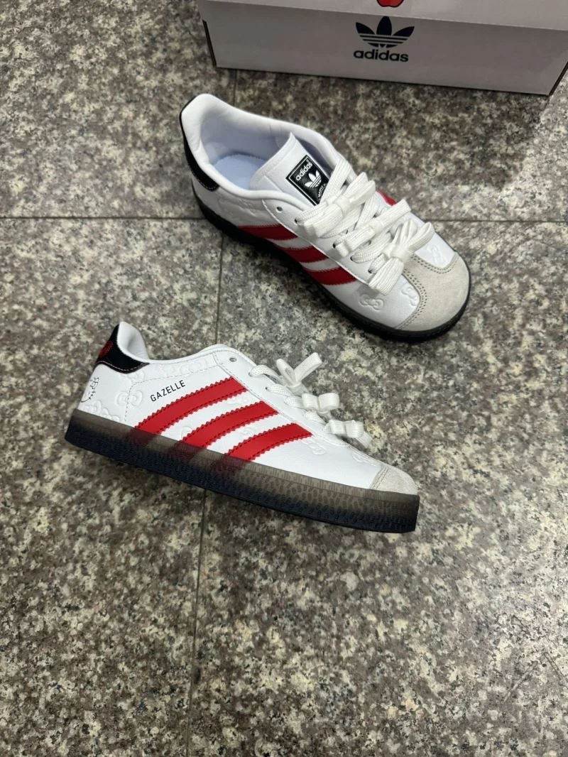 ADIDAS SHOES Practical 28572