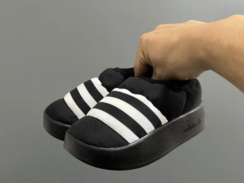 Timeless ADIDAS SHOES 28571