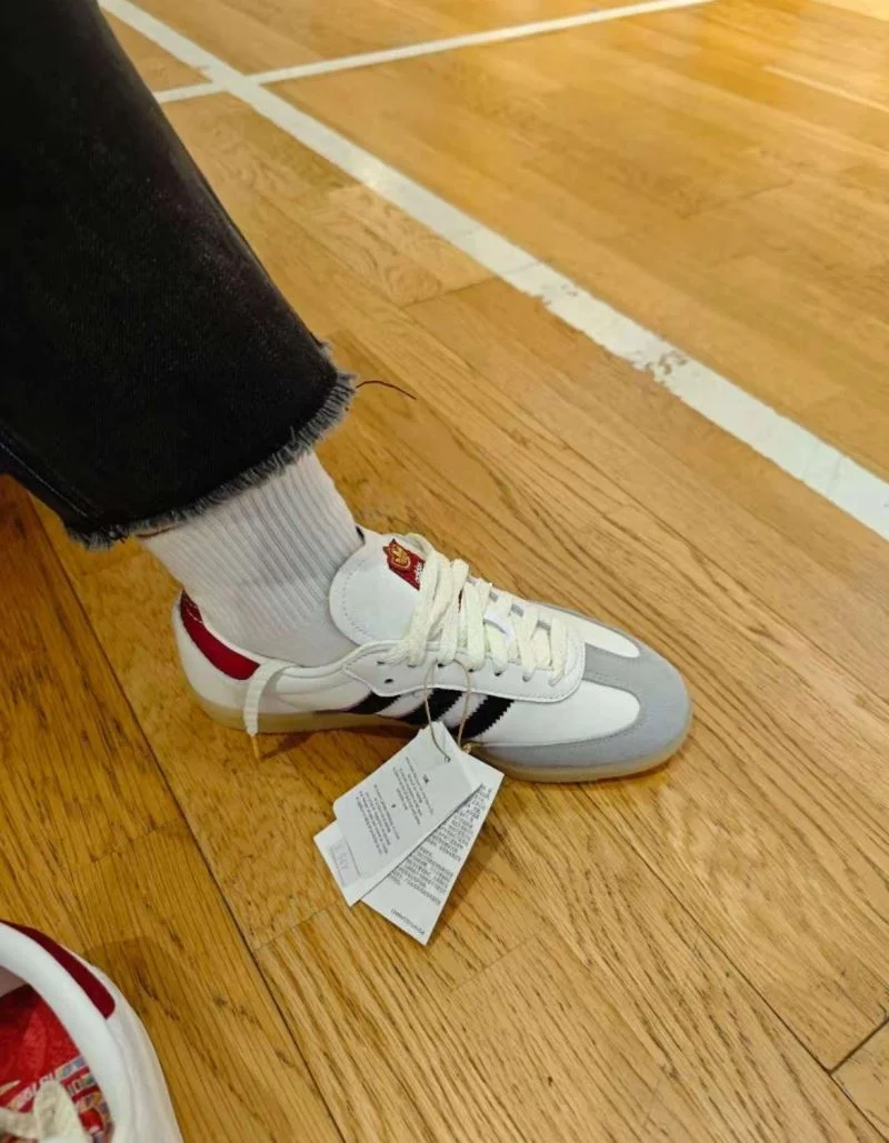 Unique ADIDAS SHOES 29129