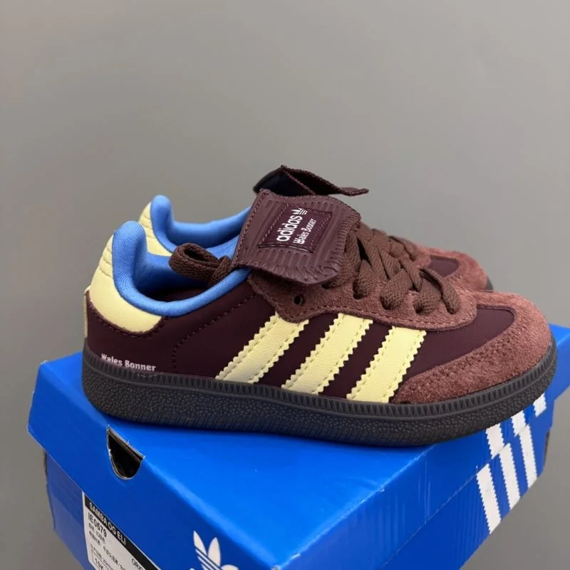 ADIDAS SHOES Trendsetting 29045