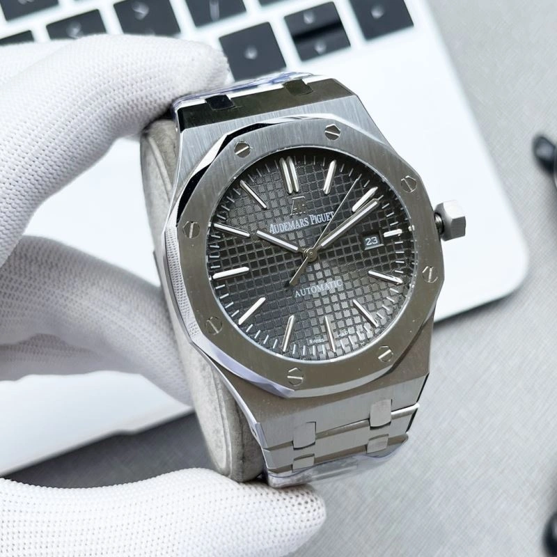 Durable AP Watches 177021
