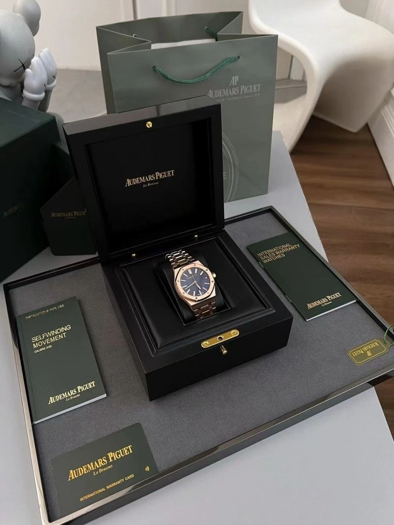 AP Watches Supportive 175797