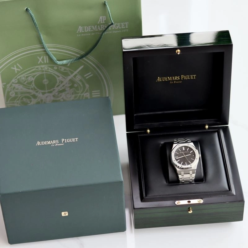 AP Watches FastDry 175841