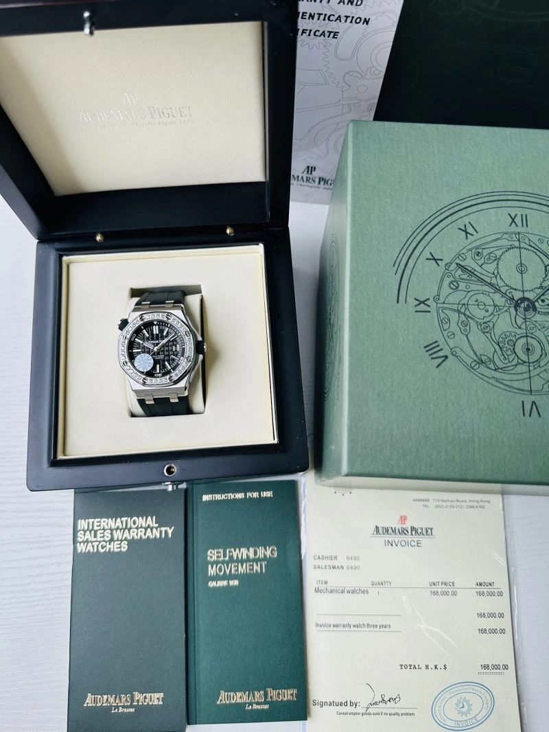 RelaxedFit AP Watches 176125