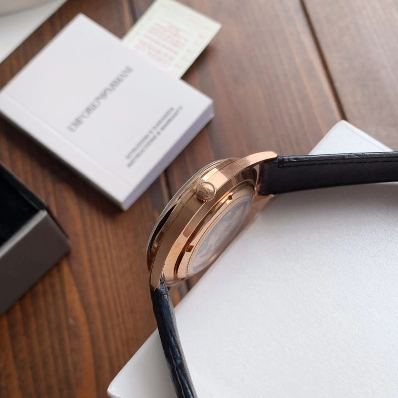 ARMANI Watches Youthful 177148