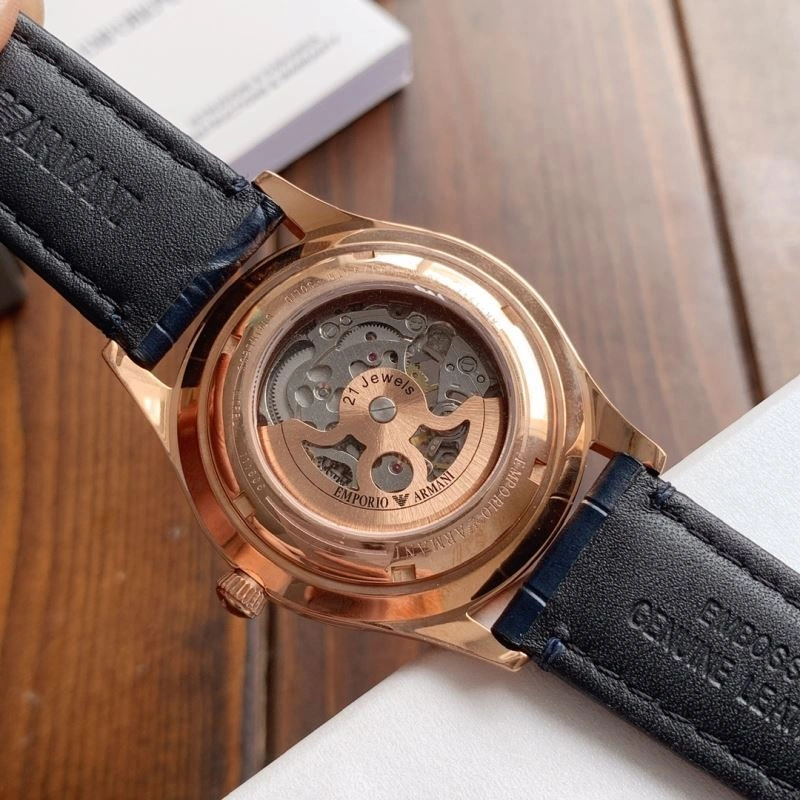 ARMANI Watches Youthful 177148