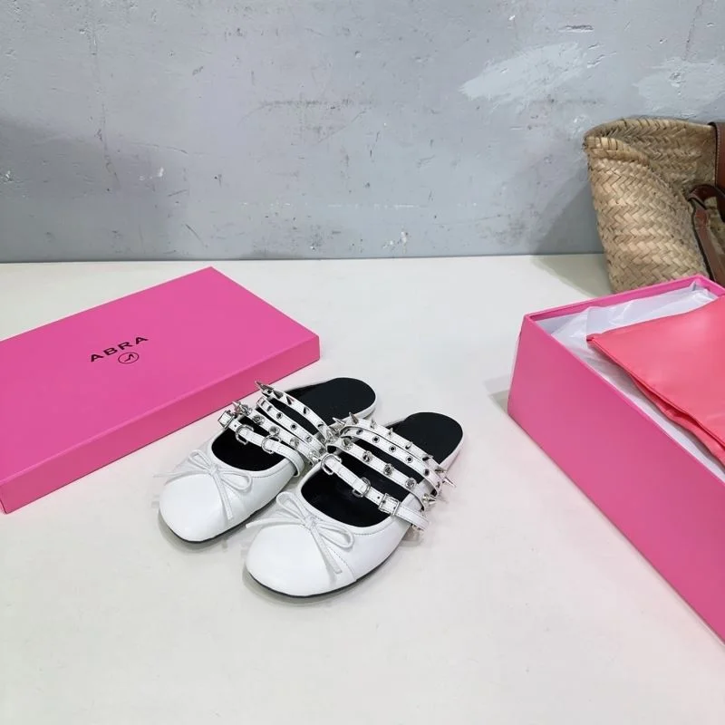 Versatile Abra Sandals 10829