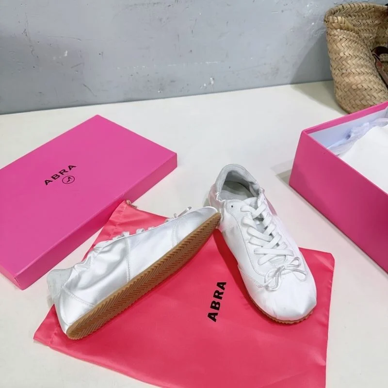 RelaxedFit Abra Shoes 10770