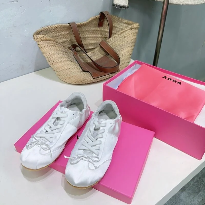 RelaxedFit Abra Shoes 10770