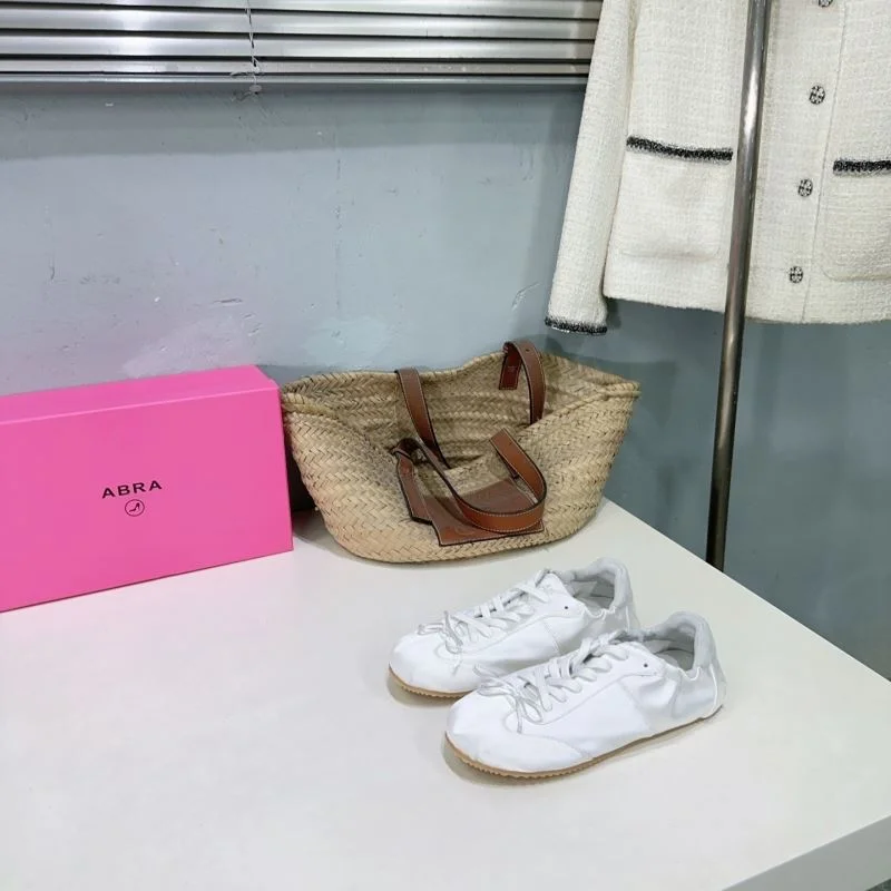 RelaxedFit Abra Shoes 10770