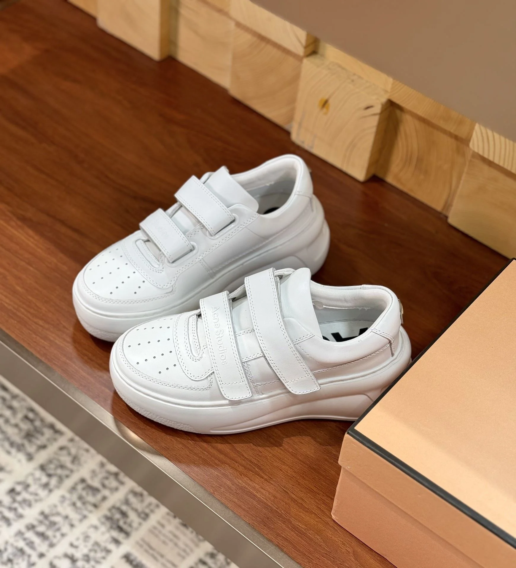 Unisex Acne Studio Shoes 8553