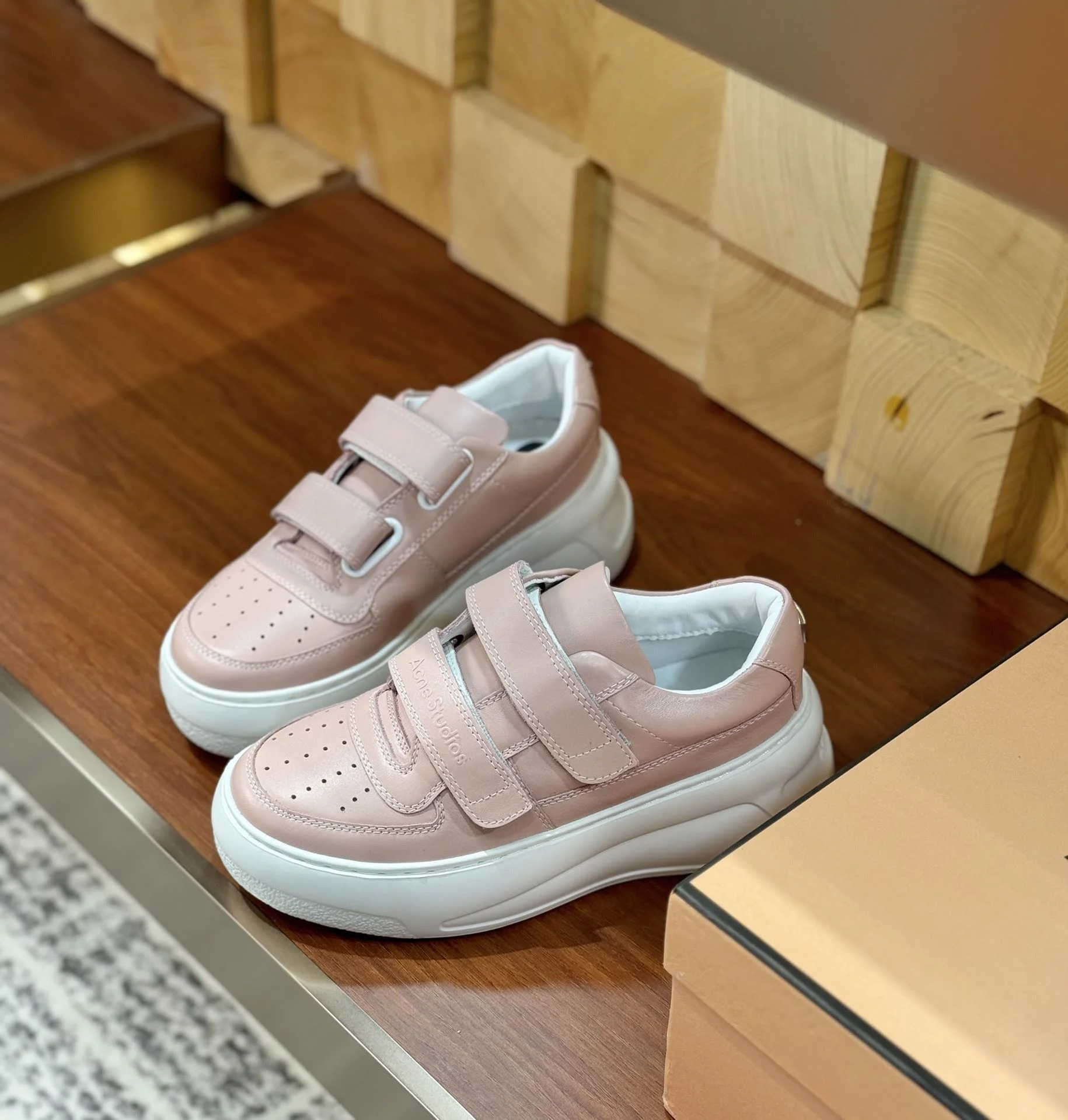 Acne Studio Shoes Comfortable 8552