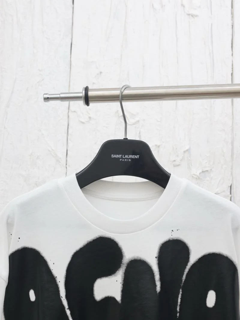 Snug Acne T-Shirts 163888