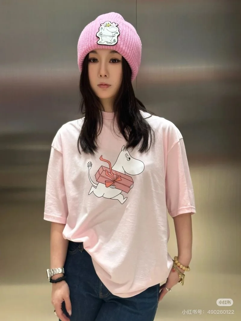 Acne T-Shirts ComfortFit 163883