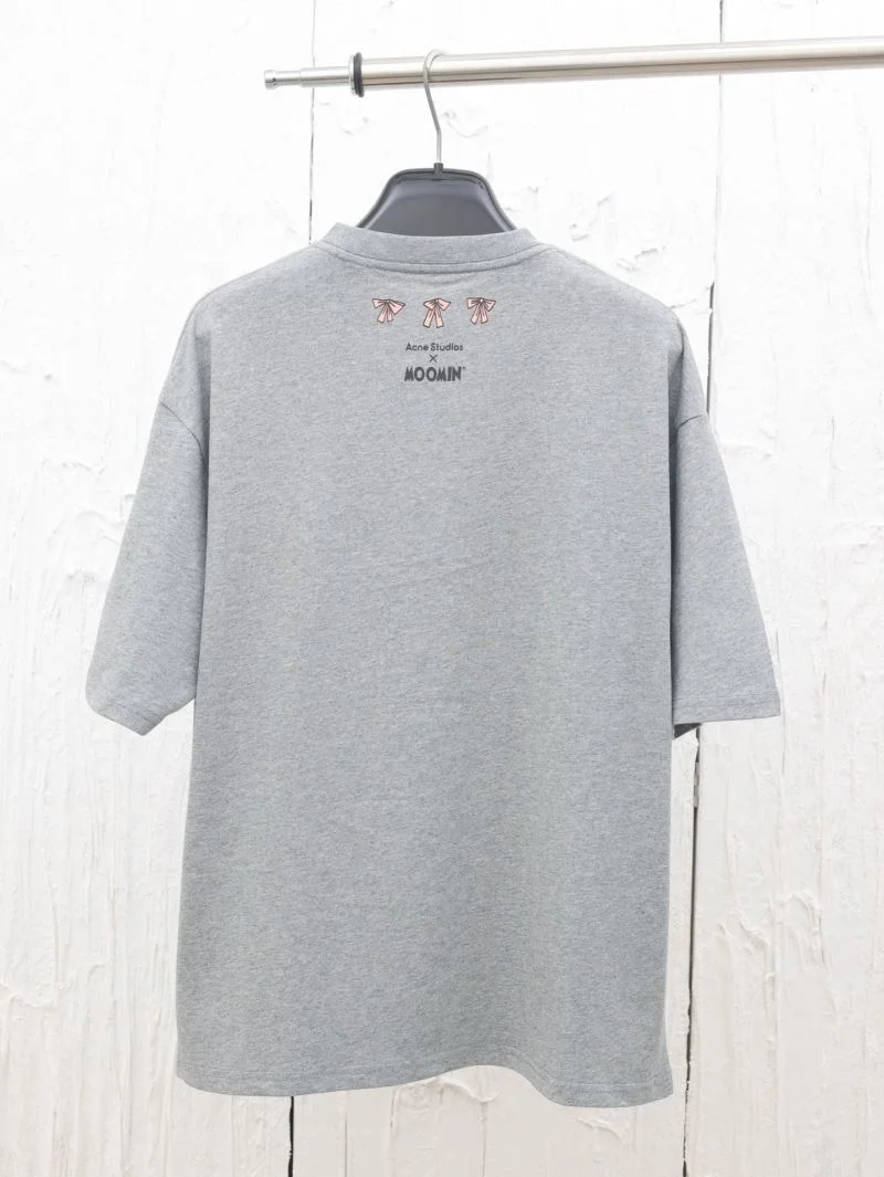 WellDesigned Acne T-Shirts 163885