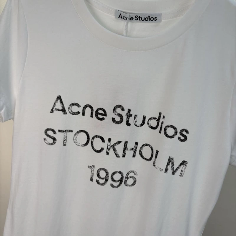 Bold Acne T-Shirts 157180