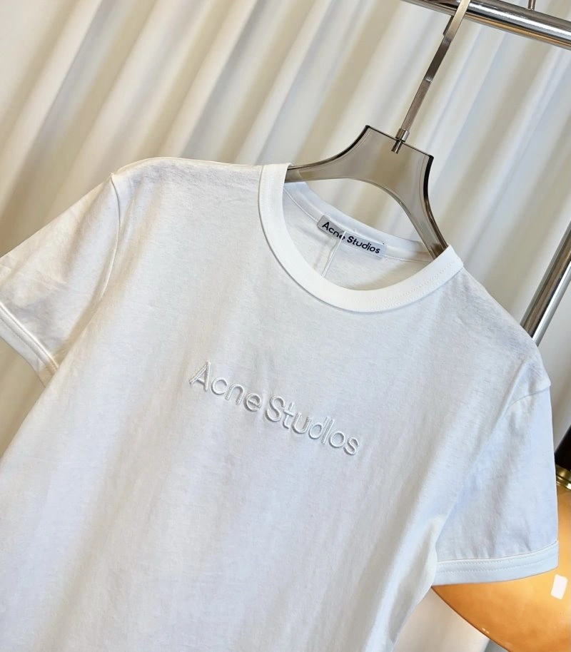 Chic Acne T-Shirts 157211