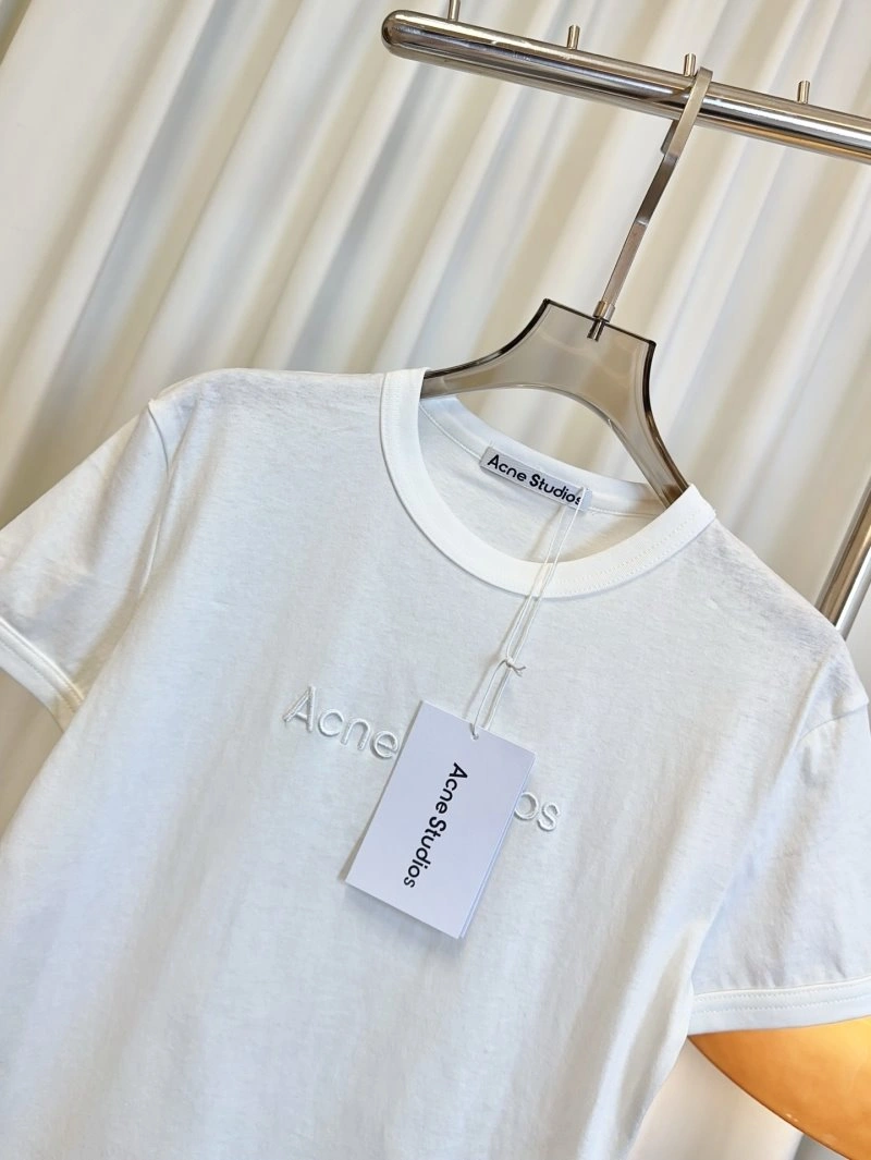 Chic Acne T-Shirts 157211