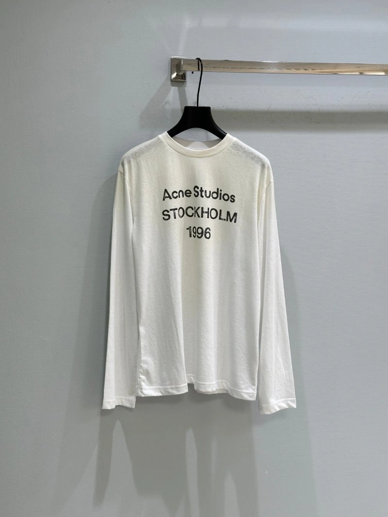 Acne T-Shirts Sophisticated 155111