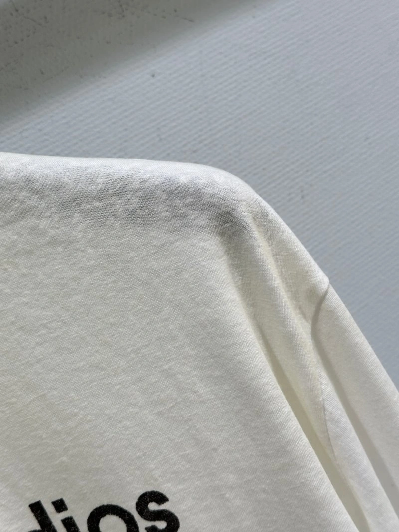 Acne T-Shirts Sophisticated 155111