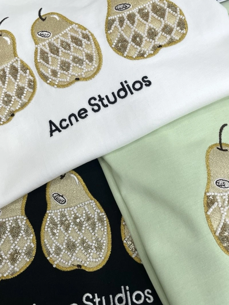 Chic Acne T-Shirts 155112