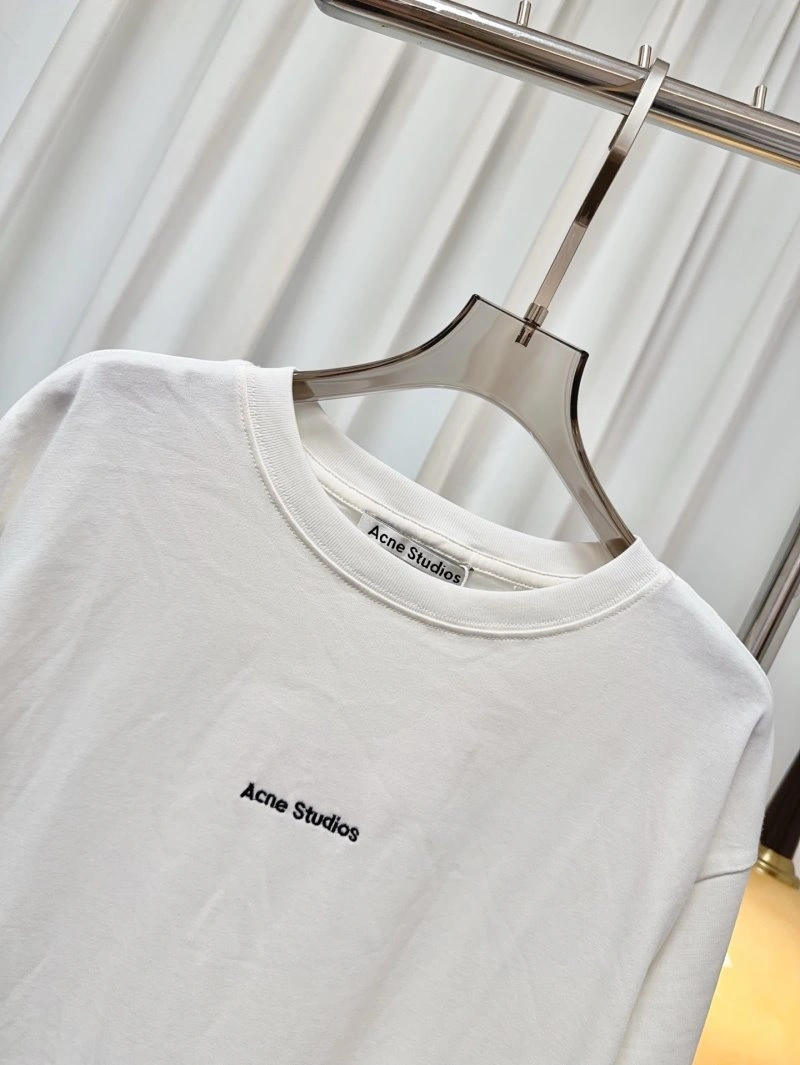 Flexible Acne T-Shirts 153167