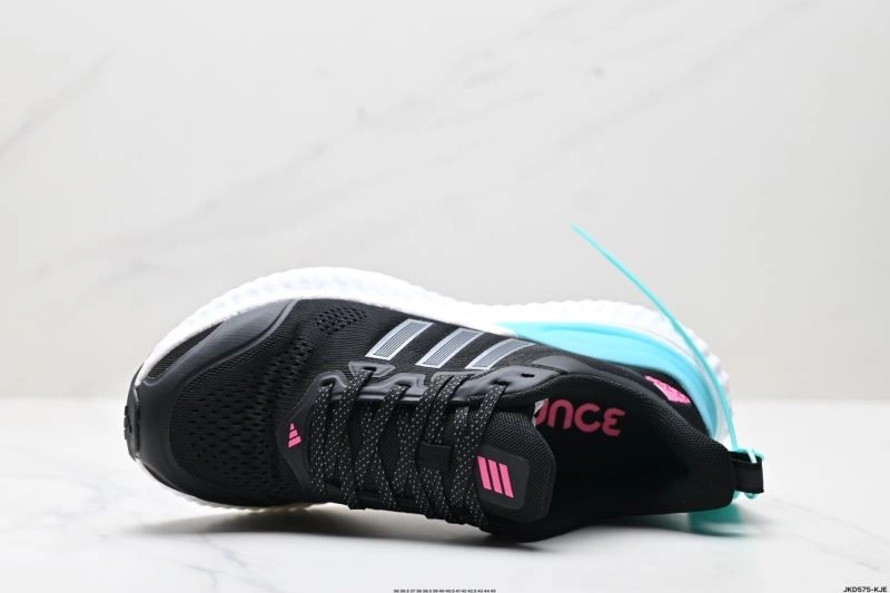 Classic Adidas Alpha Shoes 1556