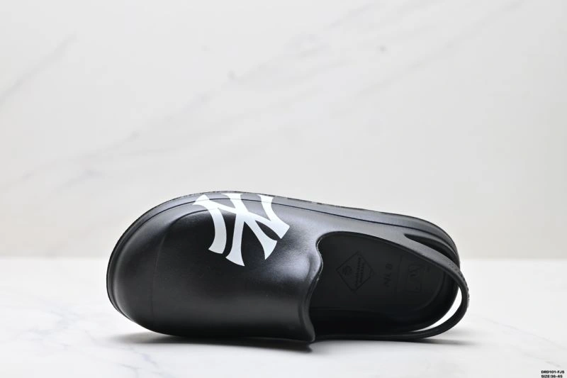 Thermal Adidas Alpha Shoes 734