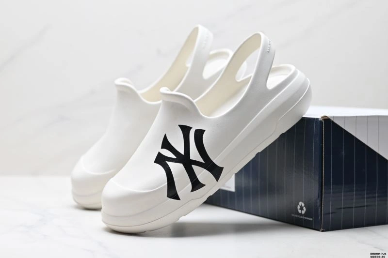 Chic Adidas Alpha Shoes 728