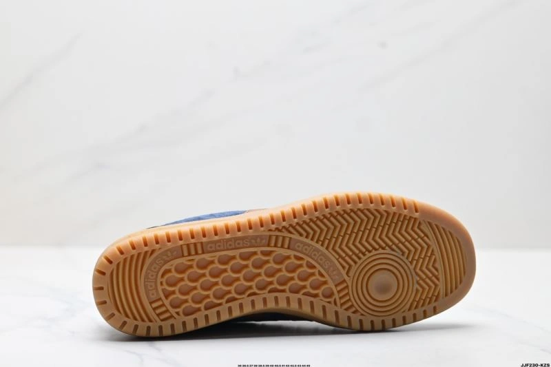 WellDesigned Adidas Bermuda Shoes 722