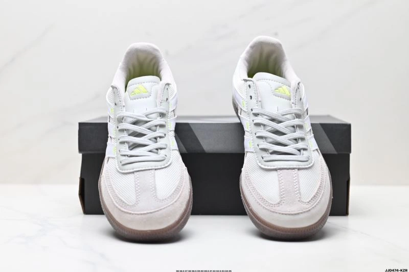 Breathable Adidas Football Shoes 686