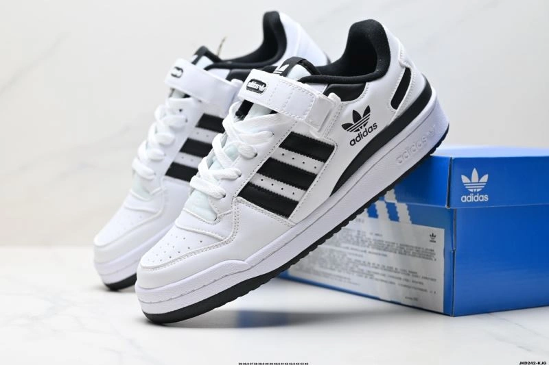 Adidas Forum Shoes UrbanStyle 1495