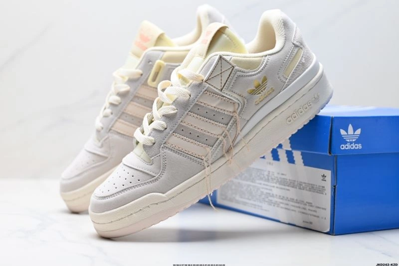 MultiPurpose Adidas Forum Shoes 1475