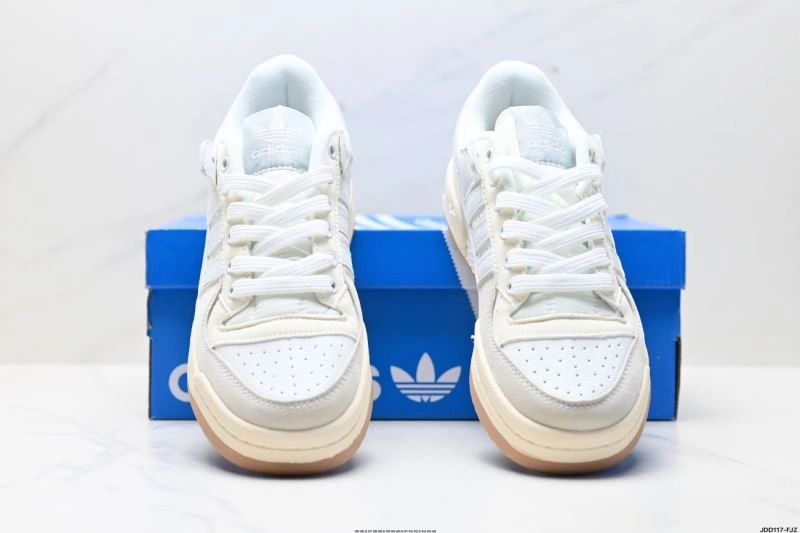 Effortless Adidas Forum Shoes 669