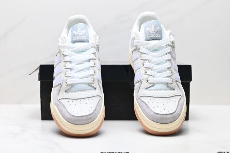 Chic Adidas Forum Shoes 653
