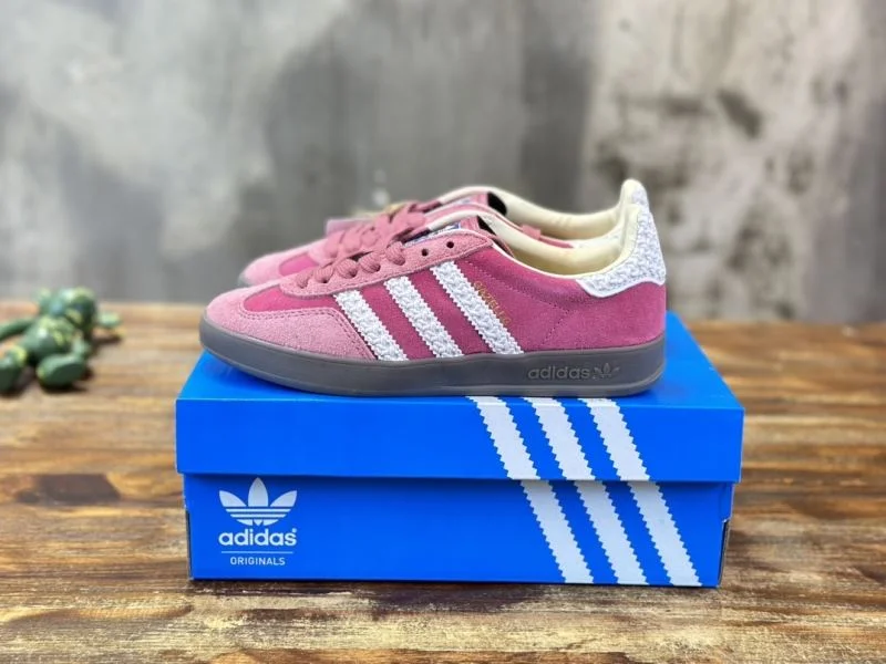 Classic Adidas Gazelle Shoes 16157