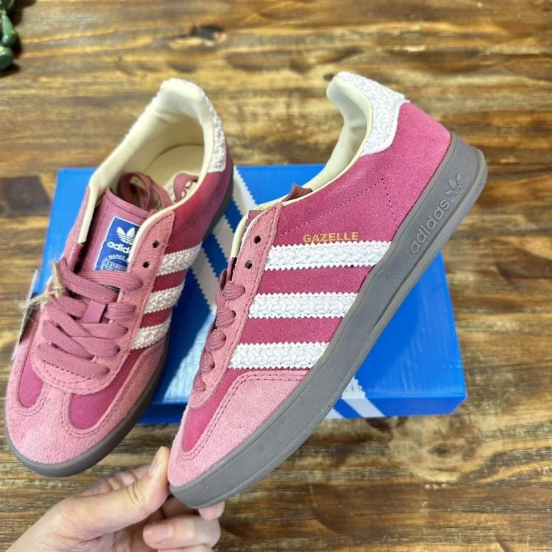 Classic Adidas Gazelle Shoes 16157