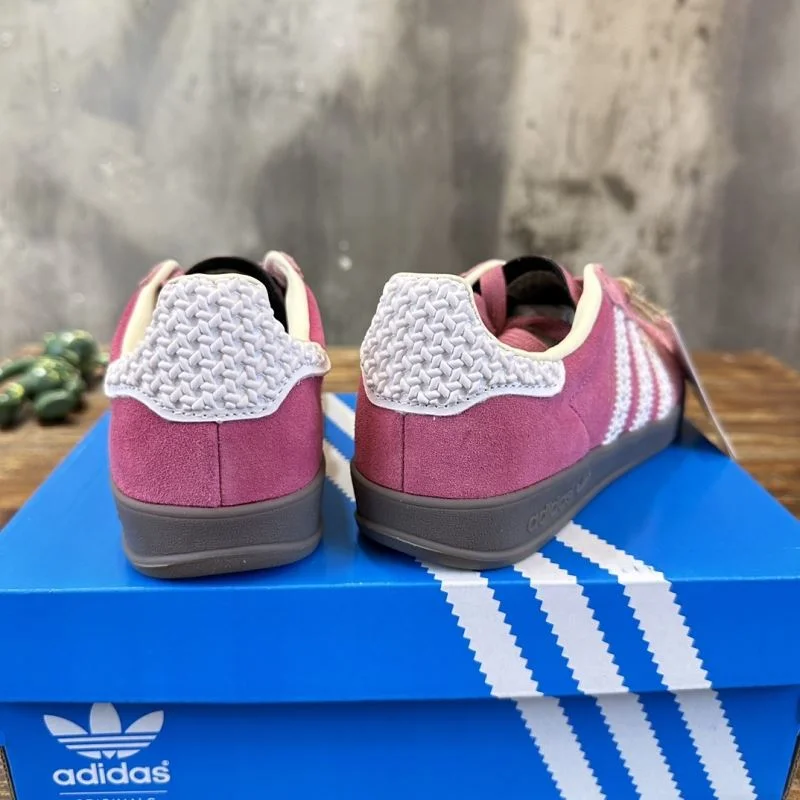 Classic Adidas Gazelle Shoes 16157